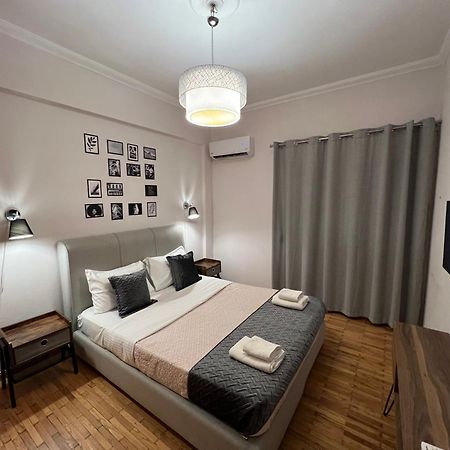 Stylish And Comfortable Apartment Athene Buitenkant foto