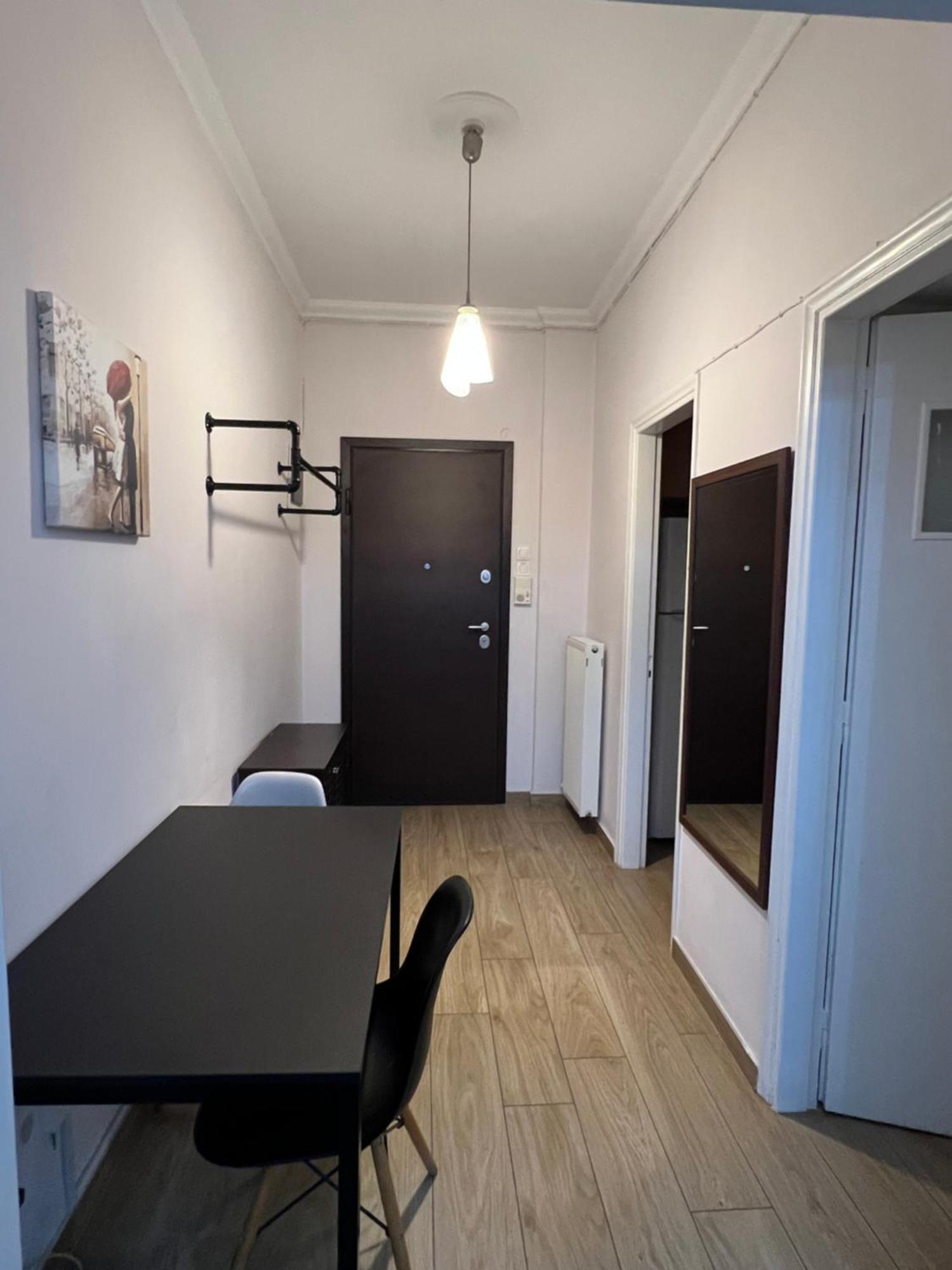Stylish And Comfortable Apartment Athene Buitenkant foto